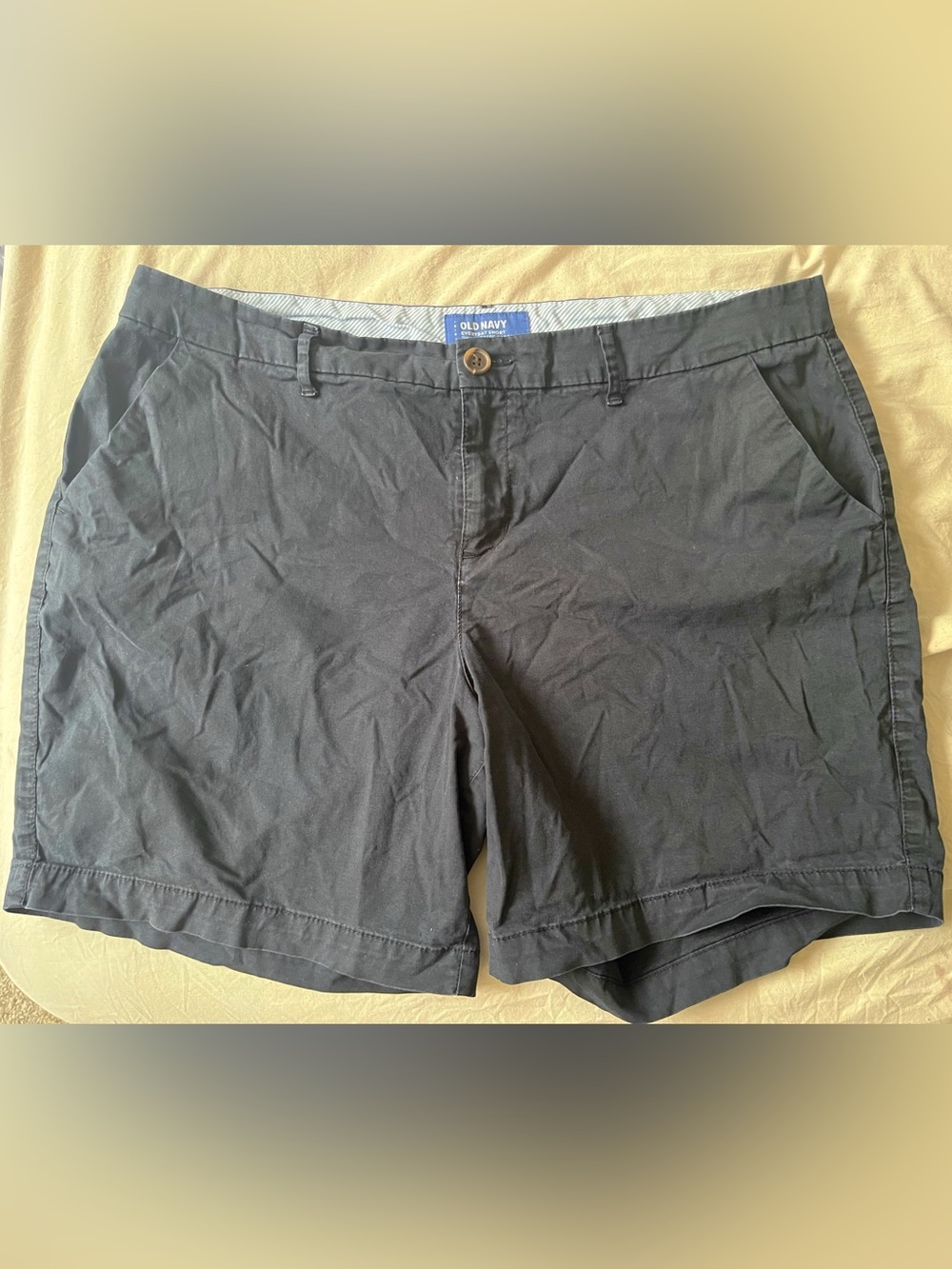 Old Navy Dark Navy Women’s Chino Bermuda Shorts